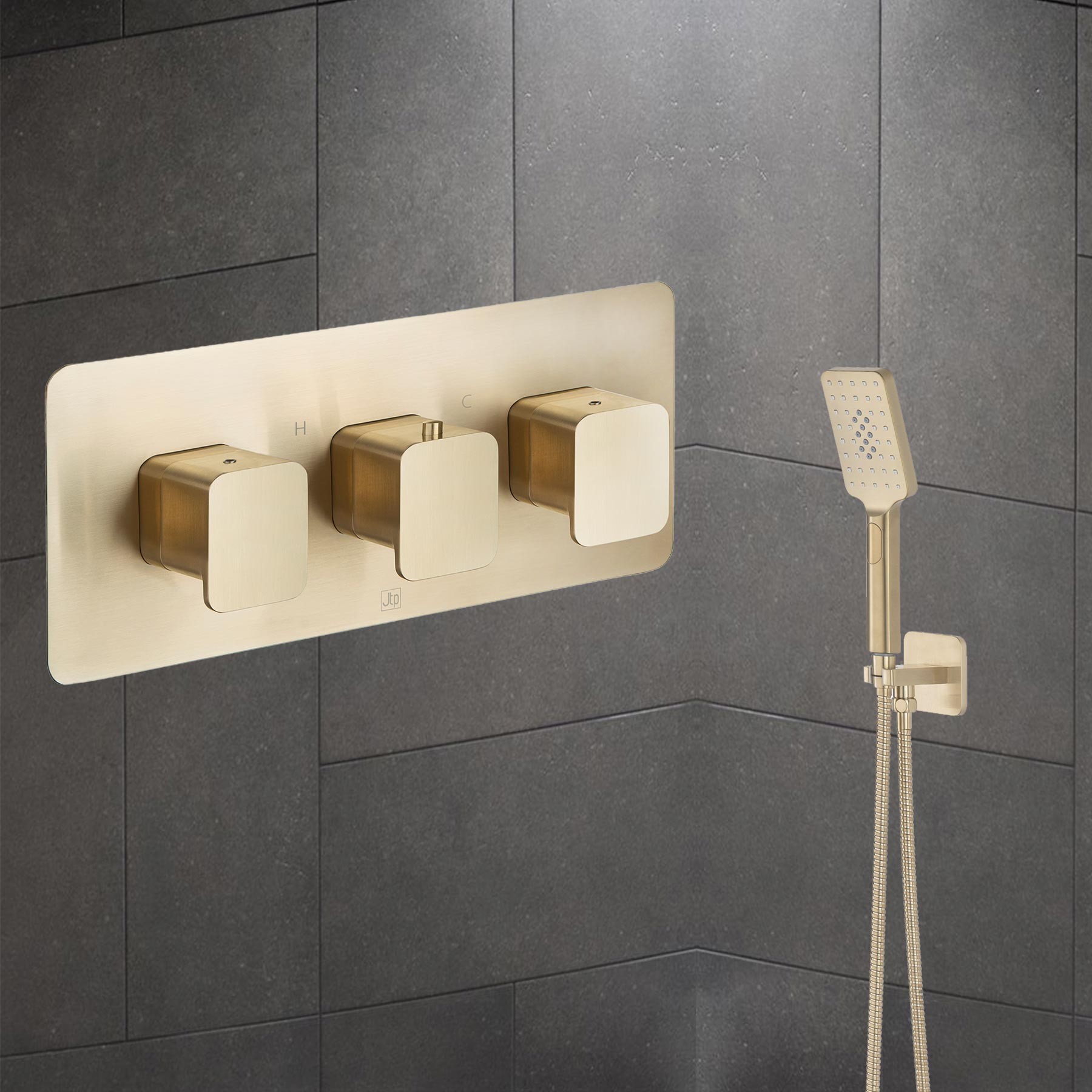 HIX 3 Outlet Gold Concealed Thermostatic Shower Valve, MP 0.5