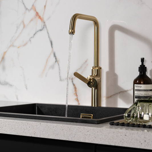 Kitchen_Sink_mixer_with_designer_handle_gold