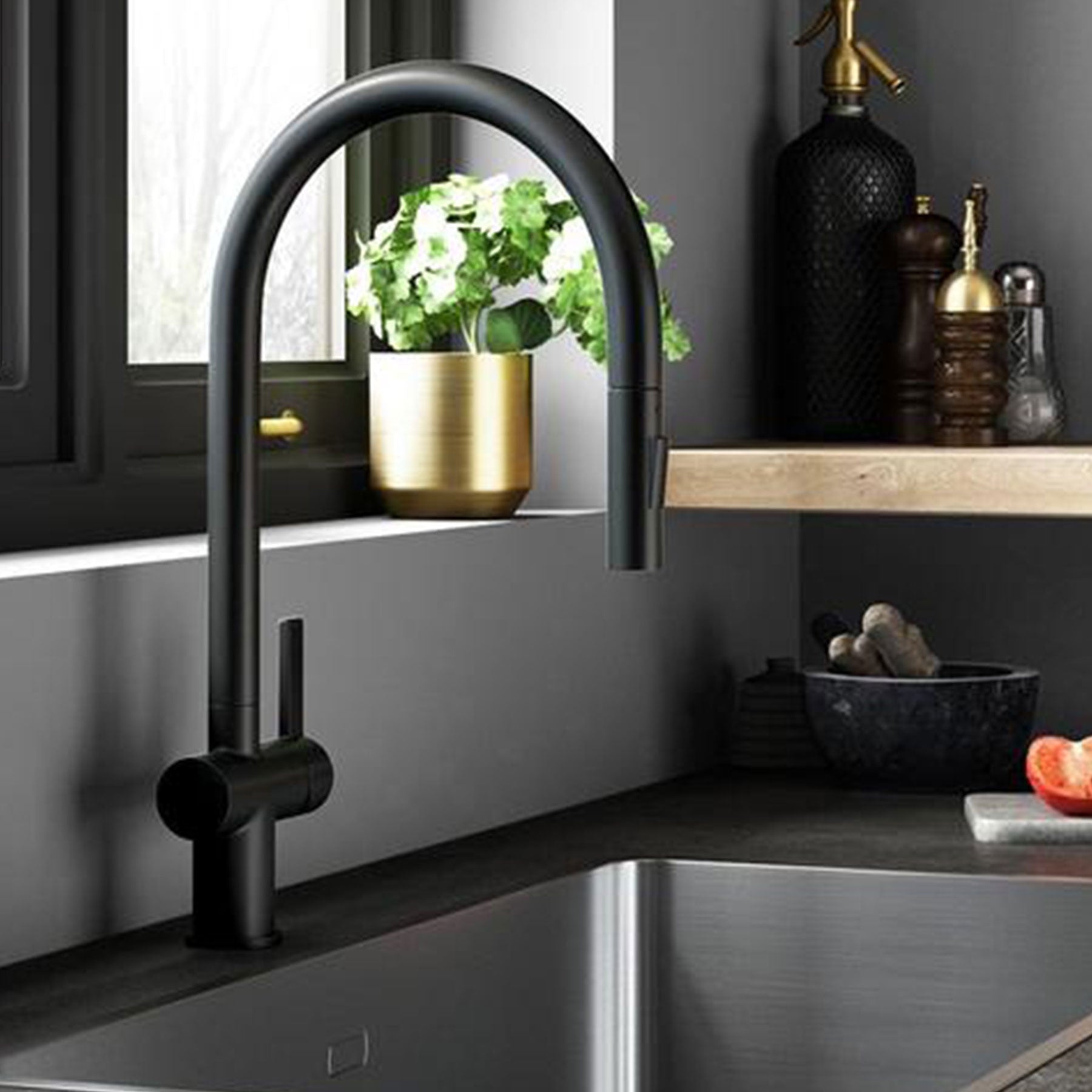 black kitchen mixer tap with pull out spray