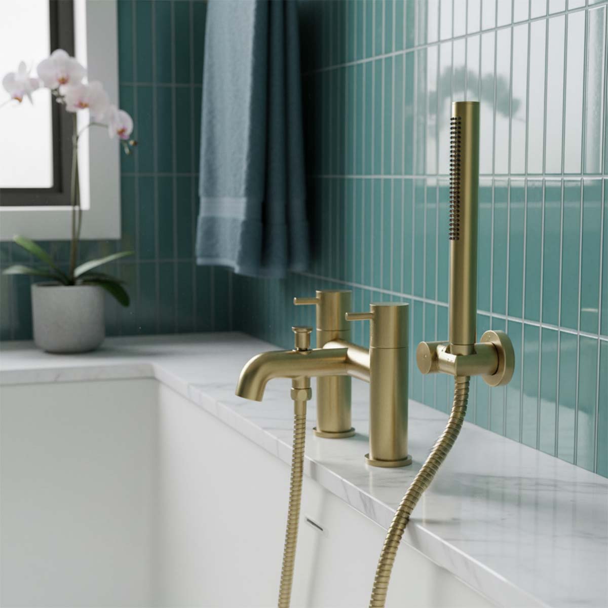 Bath Shower Mixer Tap With Kit - Brushed Brass Finish