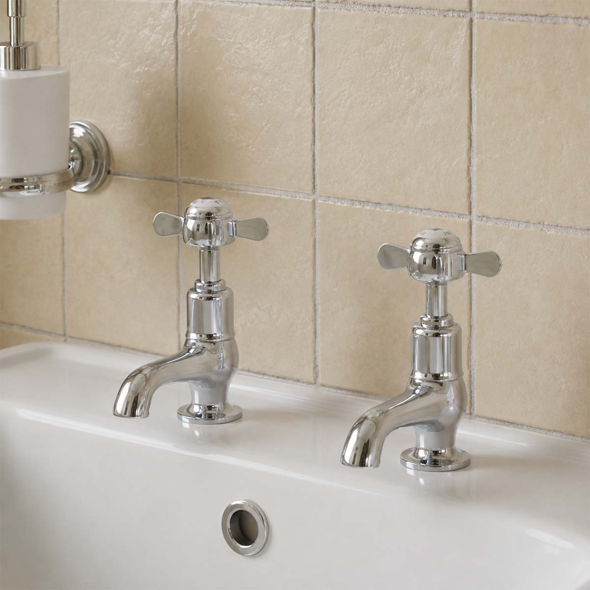 Traditional cloakroom taps with crosshead handles - chrome