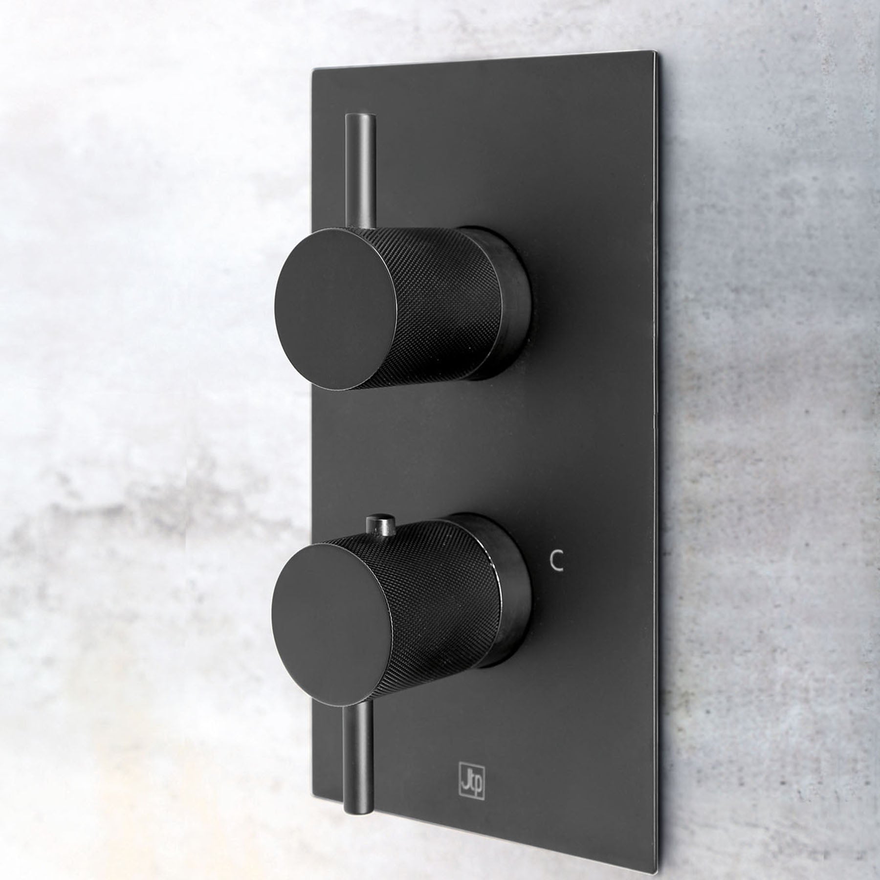 VOS 1 Outlet Thermostatic Concealed Shower Valve with Designer Handle Matt Black -Tapron