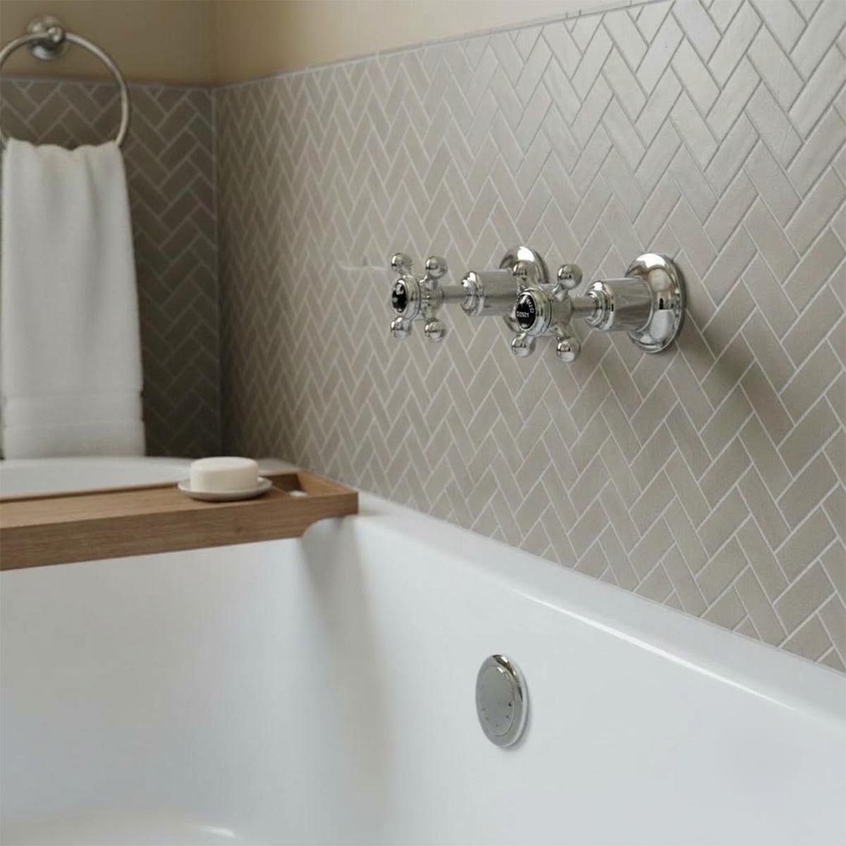 Wall Mounted on off bath valves