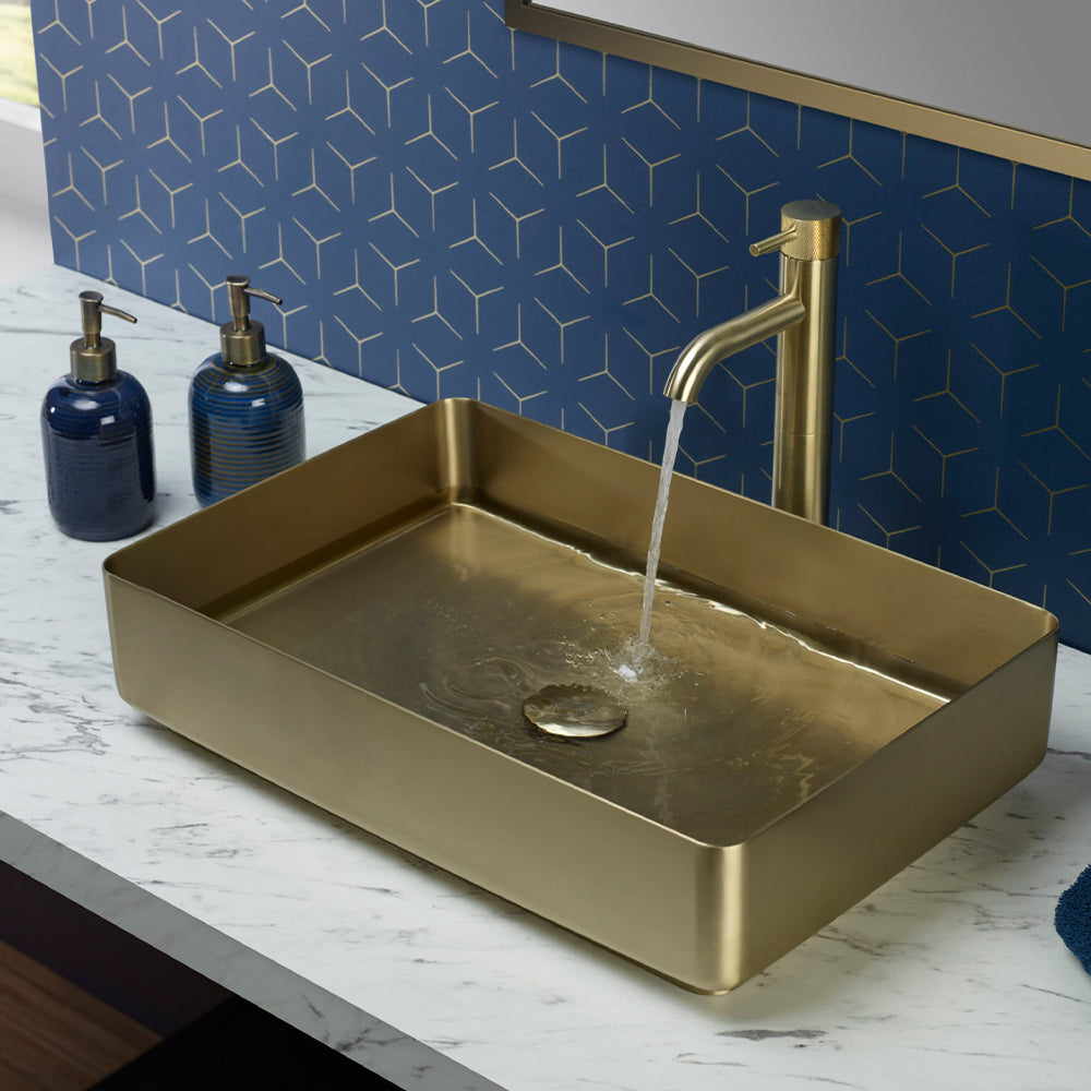 Round bathroom sink tap