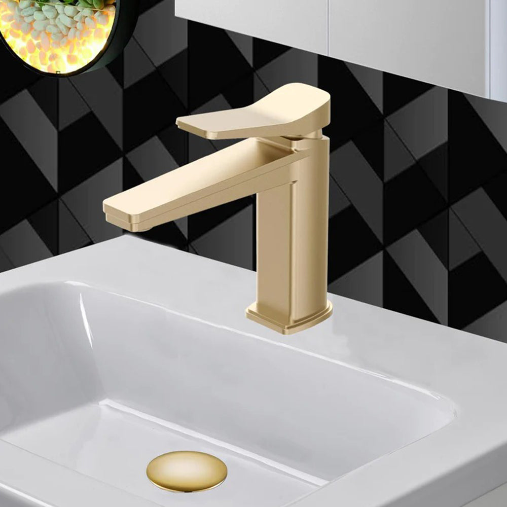 Squre brass basin tap