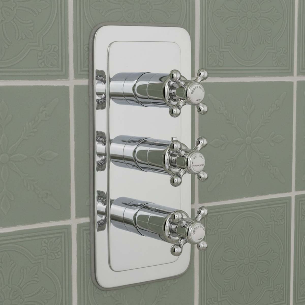 Crosshead Three Outlet Concealed Thermostatic Shower Valve - Chrome