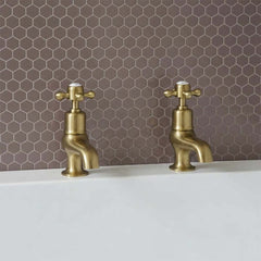 Gold crosshead pillar bath tap