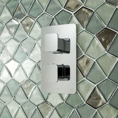Concealed thermostatic shower mixer valve