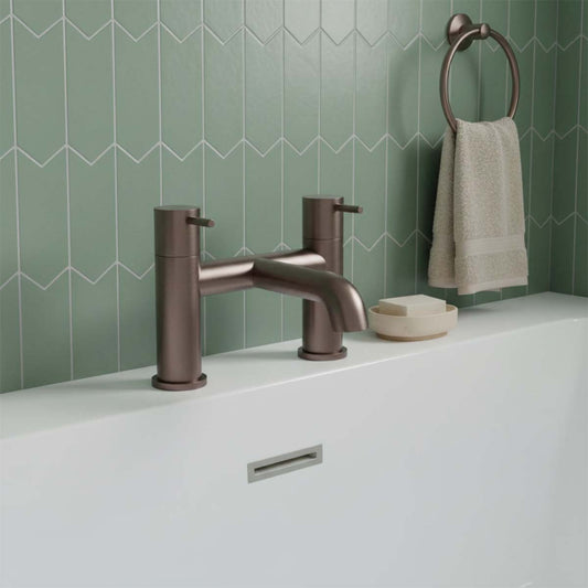 deck mounted bath tap with lever handles - bronze  1200