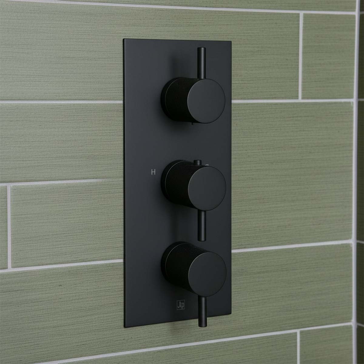 triple control concealed shower valve - matt black 